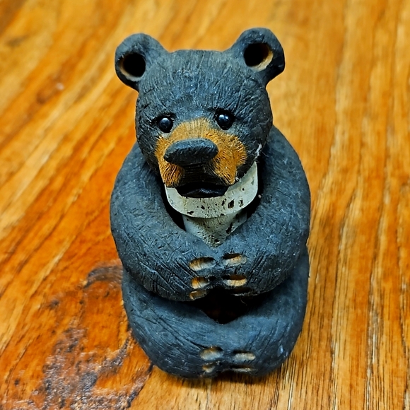 Other - Carved Bear Wine Topper